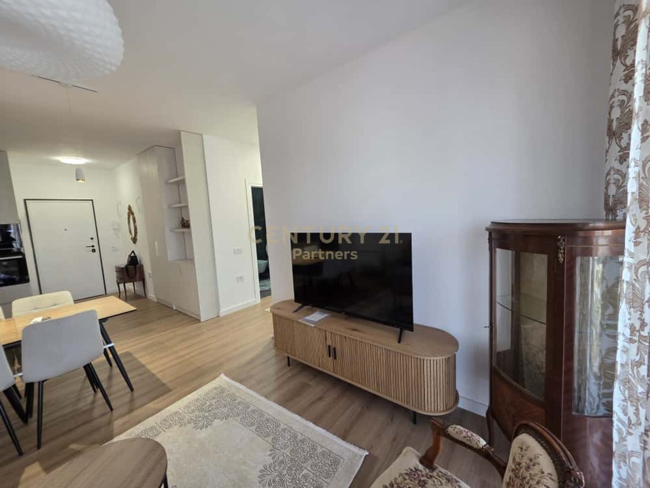 APARTAMENT MODERN  2+1+2 TUALETE  TEK DON BOSKO