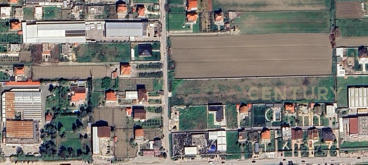 OFROHET TOKE PER SHITJE NE XHAFZOTAJ,DURRES!