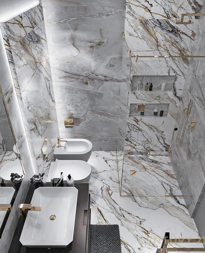 PREMIUM APARTMENT FOR SALE IN DOWN TOWN ONE!