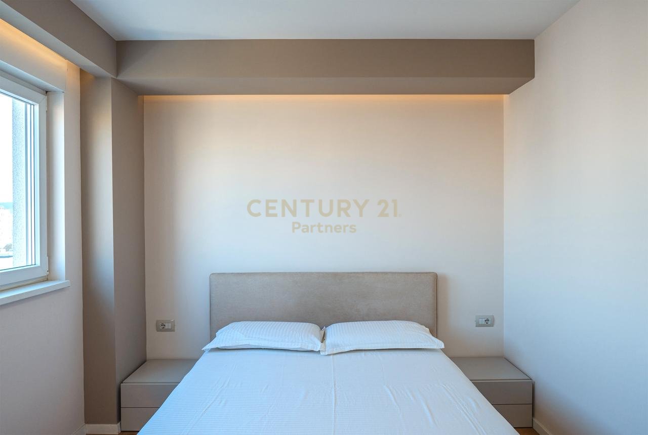 Shitet Apartament 3+1+2 në Kompleksin Magnet, Tiranë!