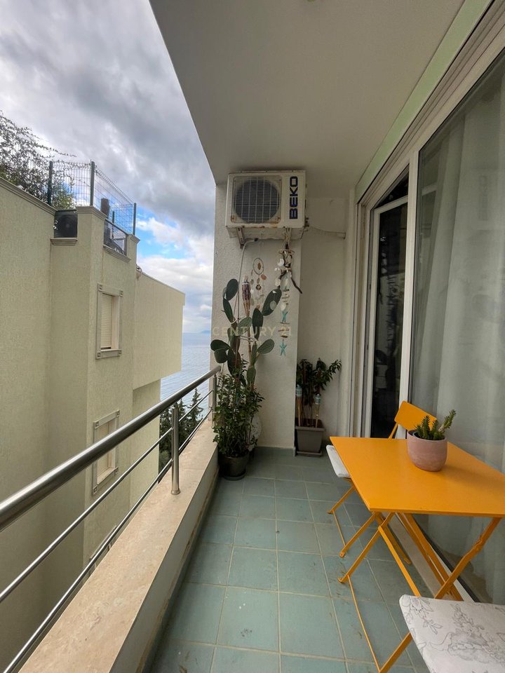 SUPER MONTHLY RENTAL!!! APARTMENT 1+1 FOR SALE AT "DIPLOMATI", VLORË!!!