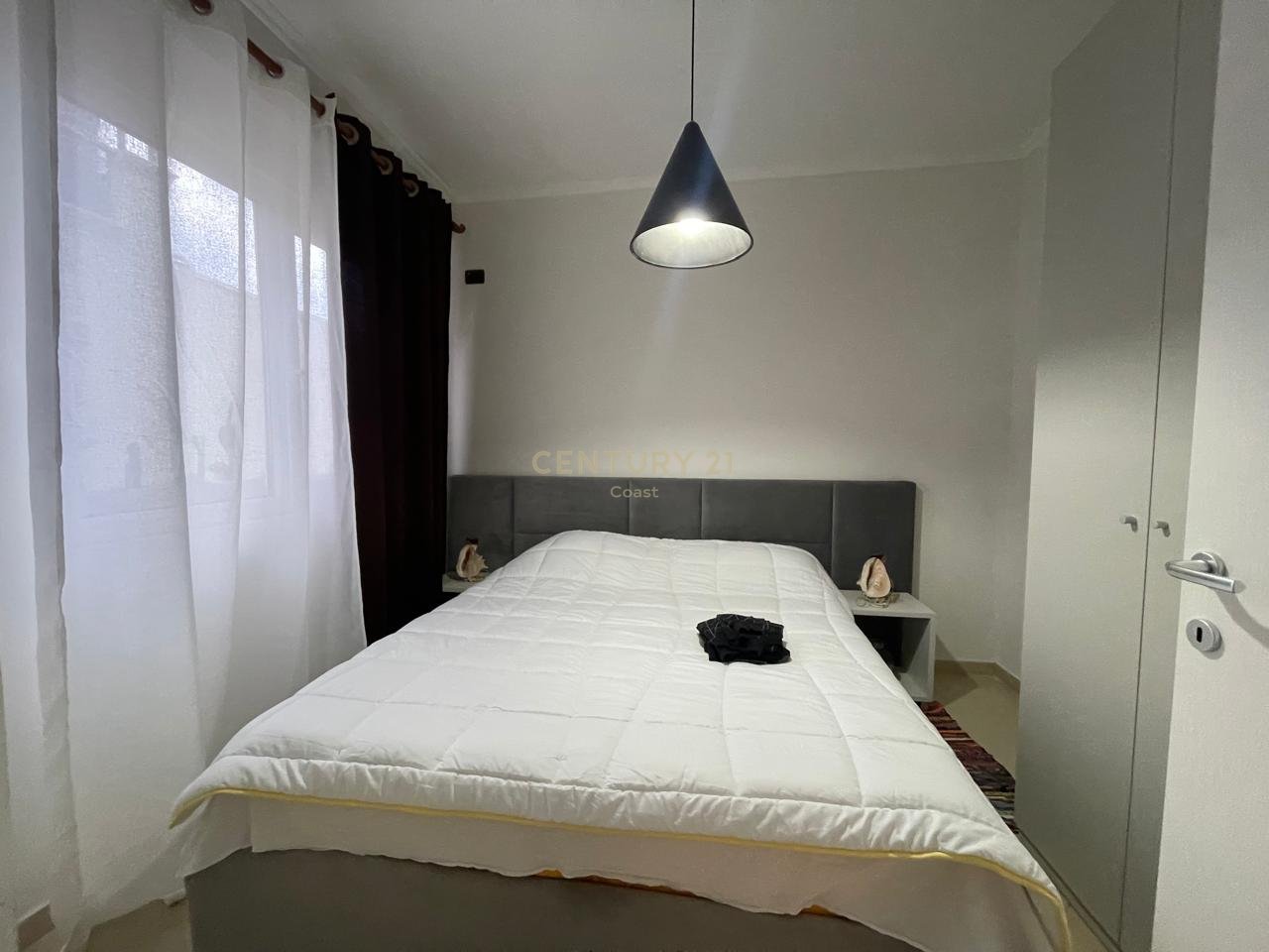 SUPER MONTHLY RENTAL!!! APARTMENT 1+1 FOR SALE AT "DIPLOMATI", VLORË!!!