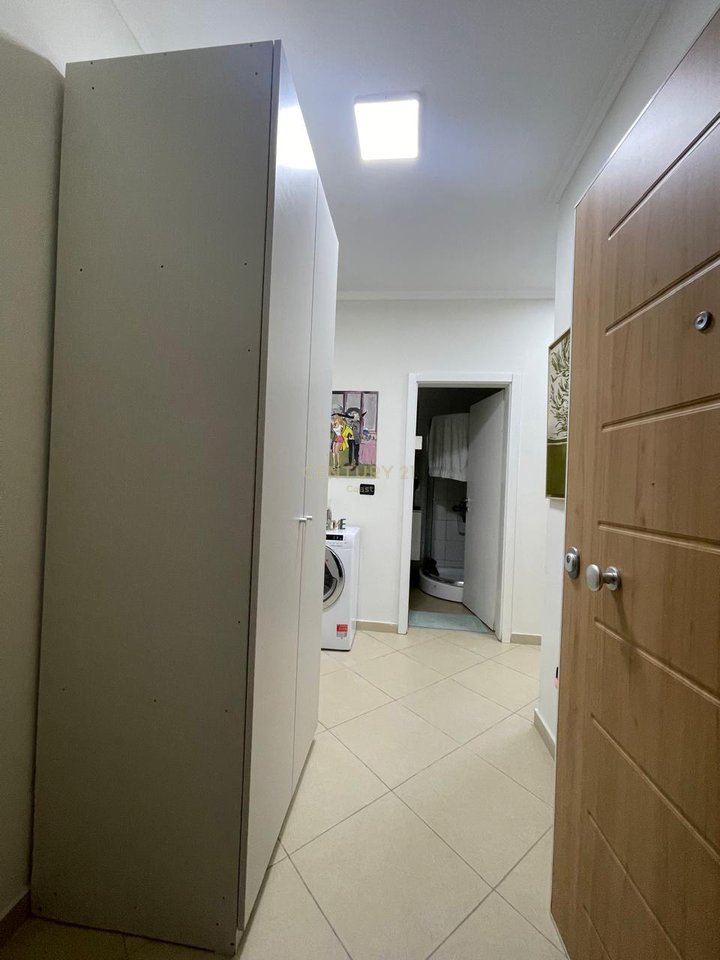 SUPER MONTHLY RENTAL!!! APARTMENT 1+1 FOR SALE AT "DIPLOMATI", VLORË!!!