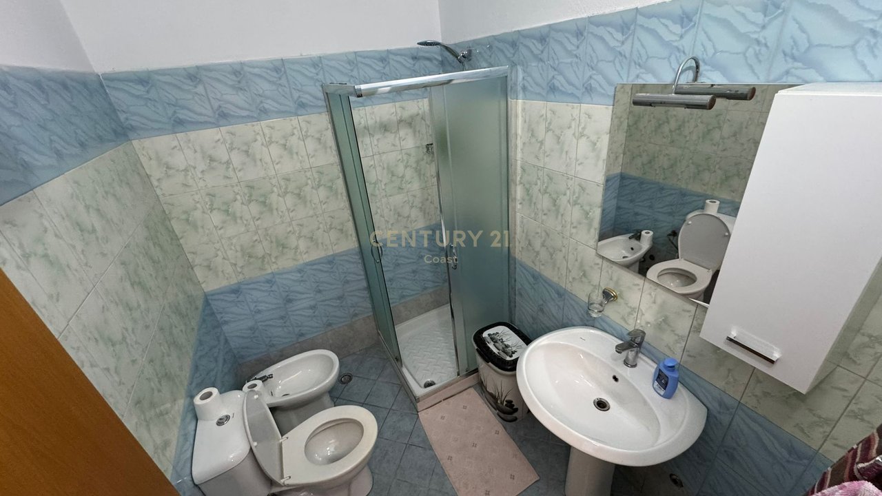 2+1 apartment for rent in Vlora – at Conadi, Ismail Qemali Boulevard