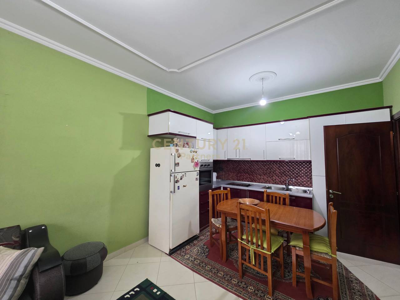 Apartament 2+1 Për Shitje në Vasil Shanto, Tiranë