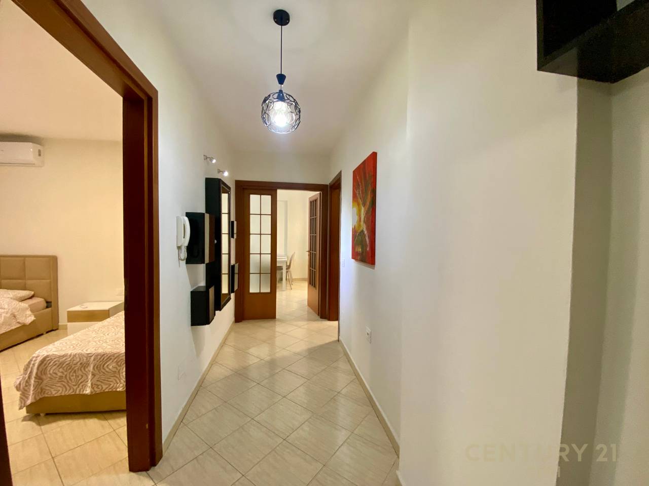 IN THE AREA OF THE PARIS MUNICIPALITY, WE RENT A 2+1+2 APARTMENT