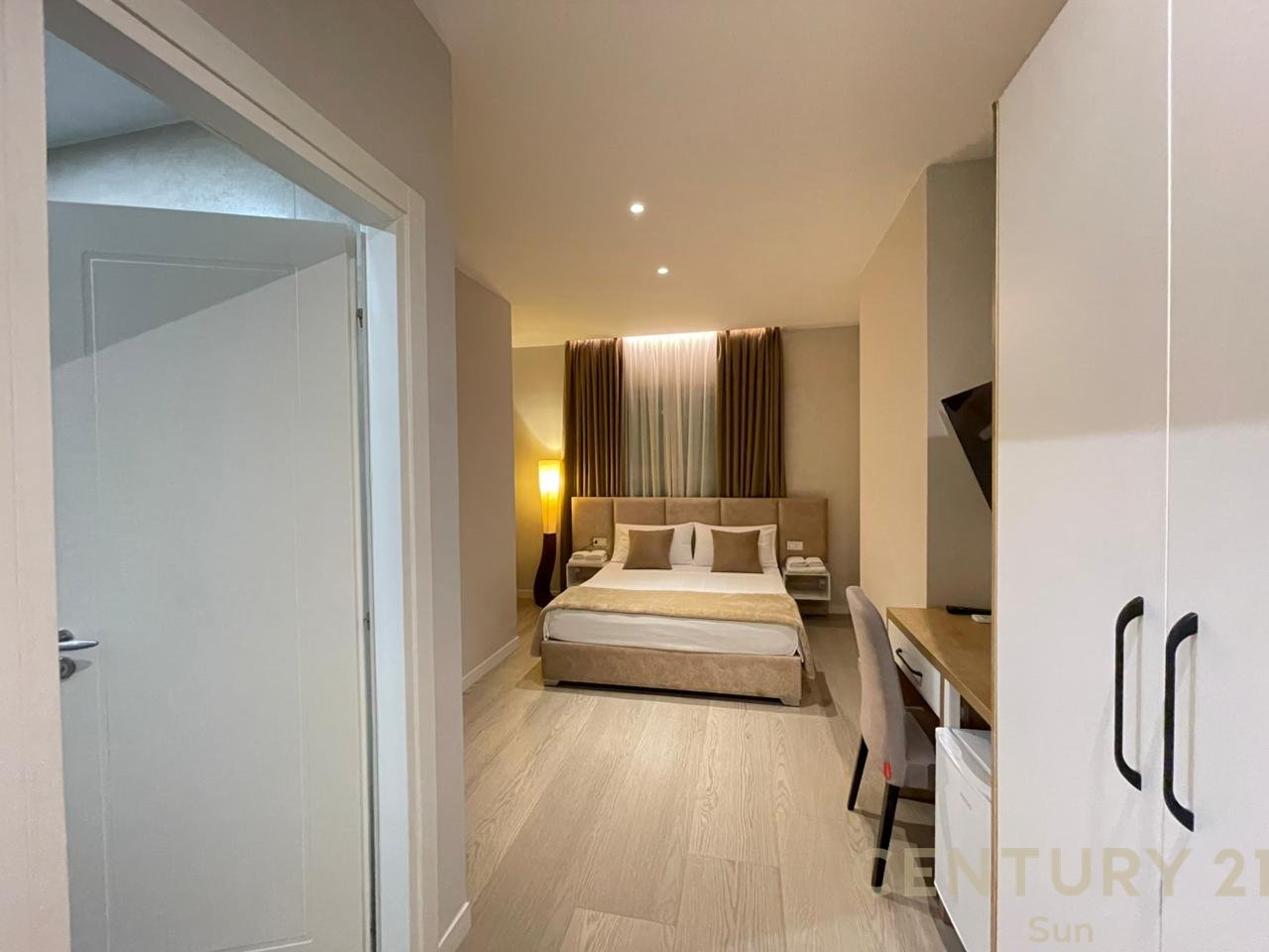 HOTEL FOR SALE NEAR THE PORT IN VLORE!