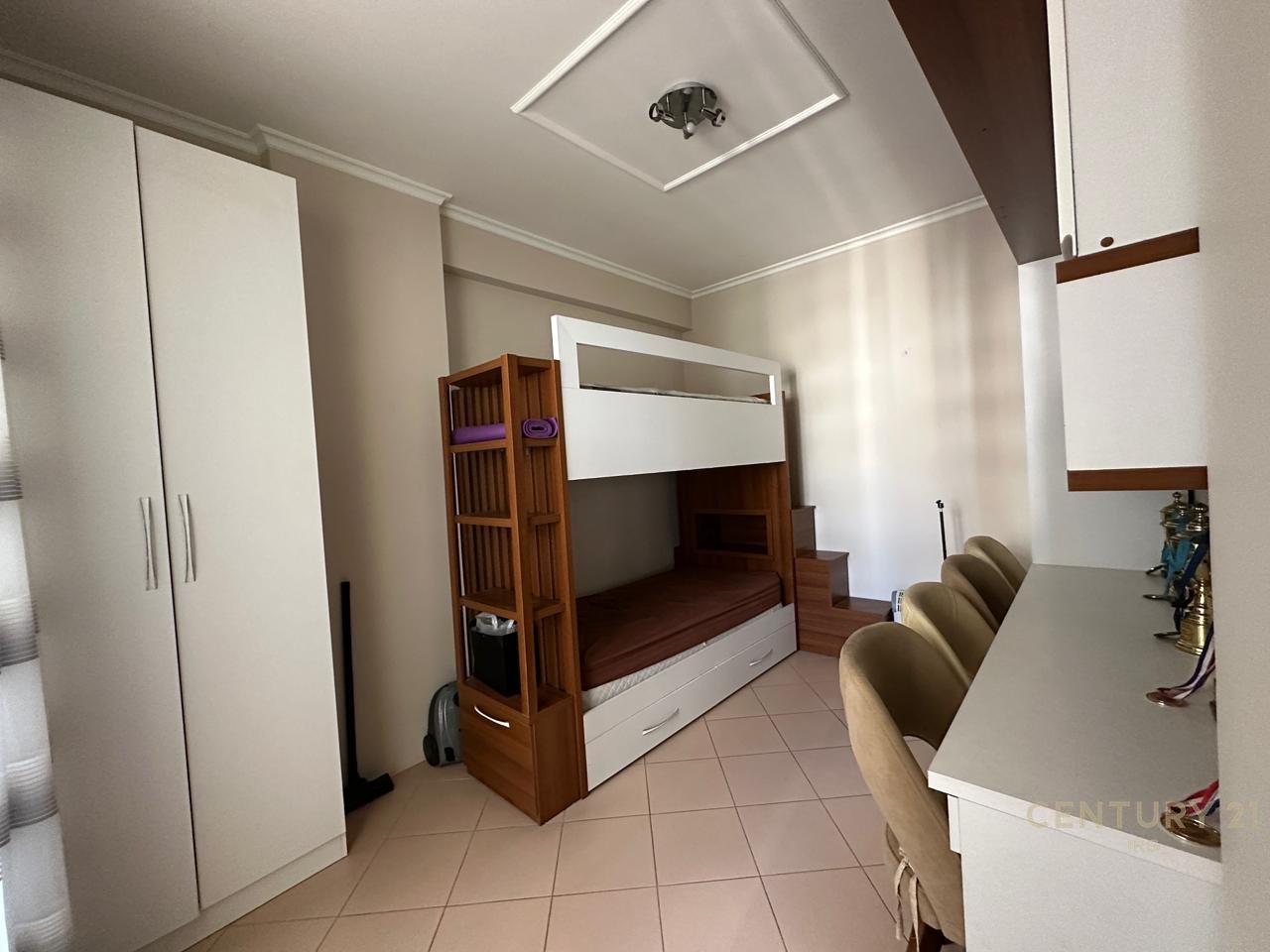 Apartament 2+1 per qera tek Rruga Bill Klinton!