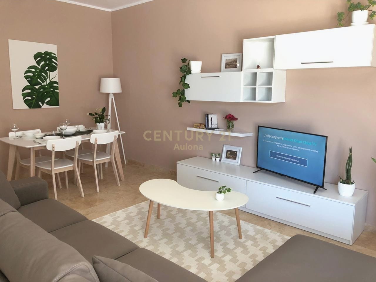Apartament 1+1 me Qira me Pamje nga Deti