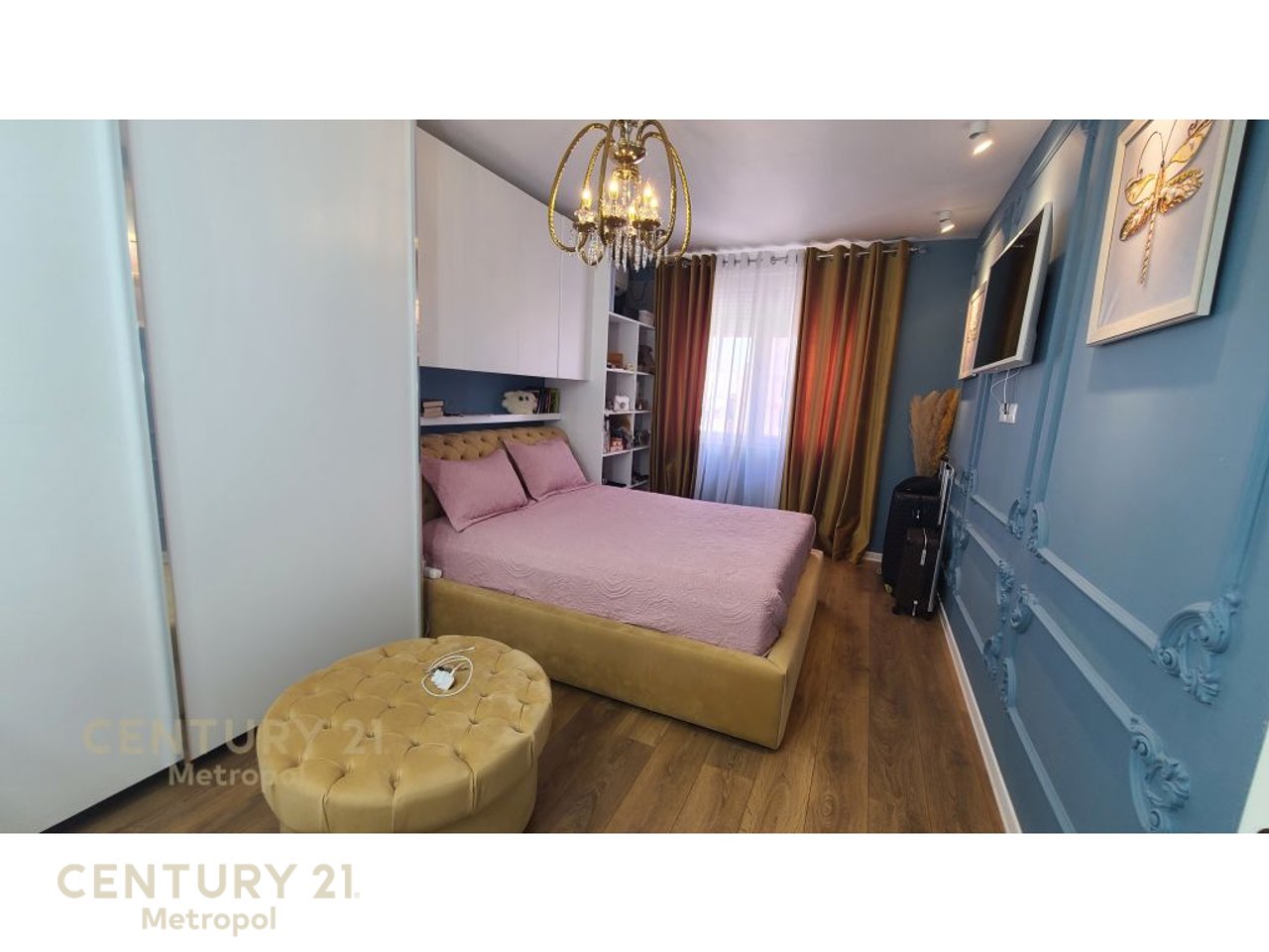 I rent a modern 1+1 apartment on Kosovareve Street!