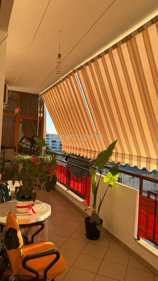 Apartment for rent 3+1+2 + storage + veranda in Vlore