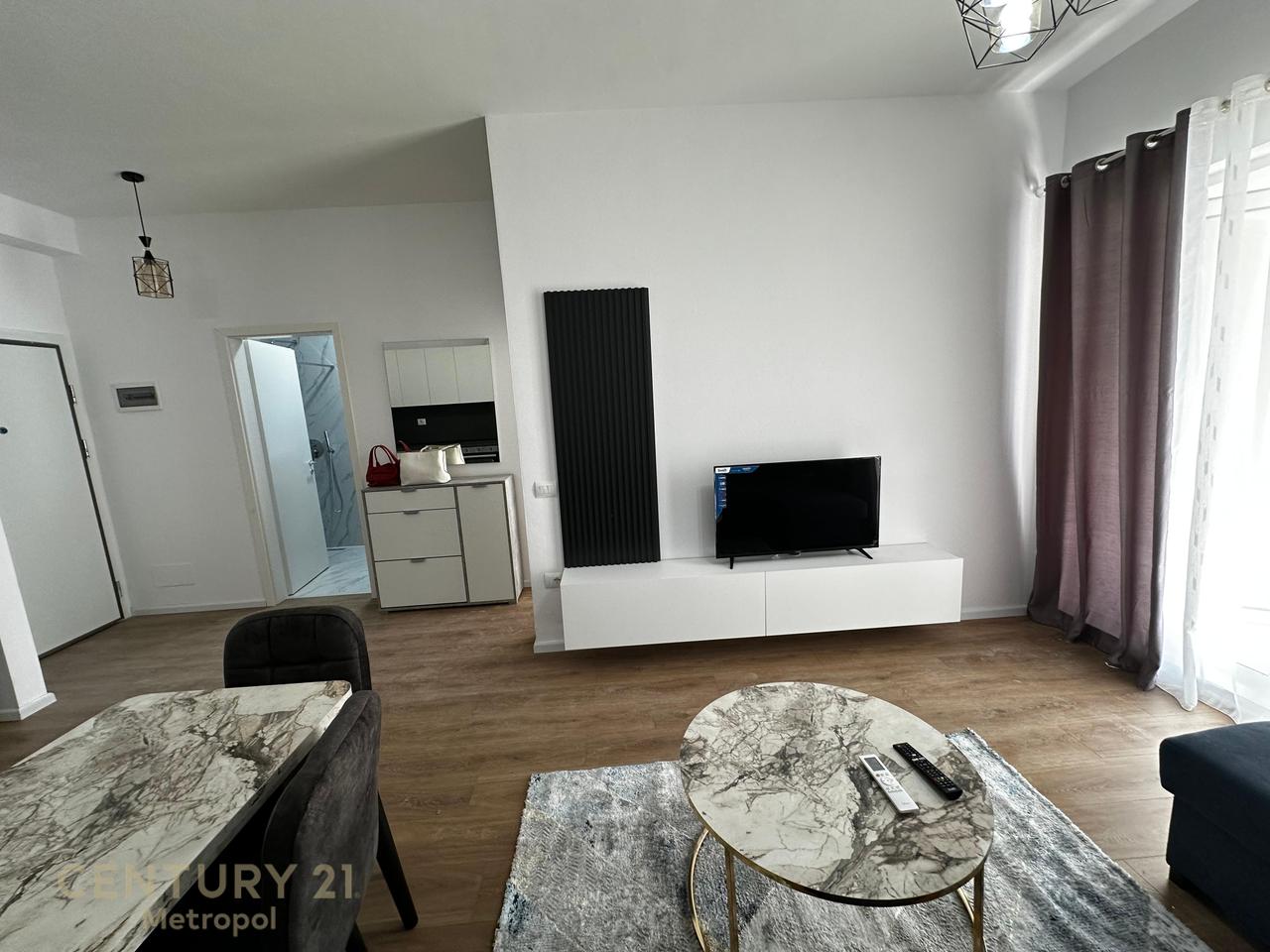 Shes apartament 1+1 te arreduar totalisht ne Rezidencen Kaimi!