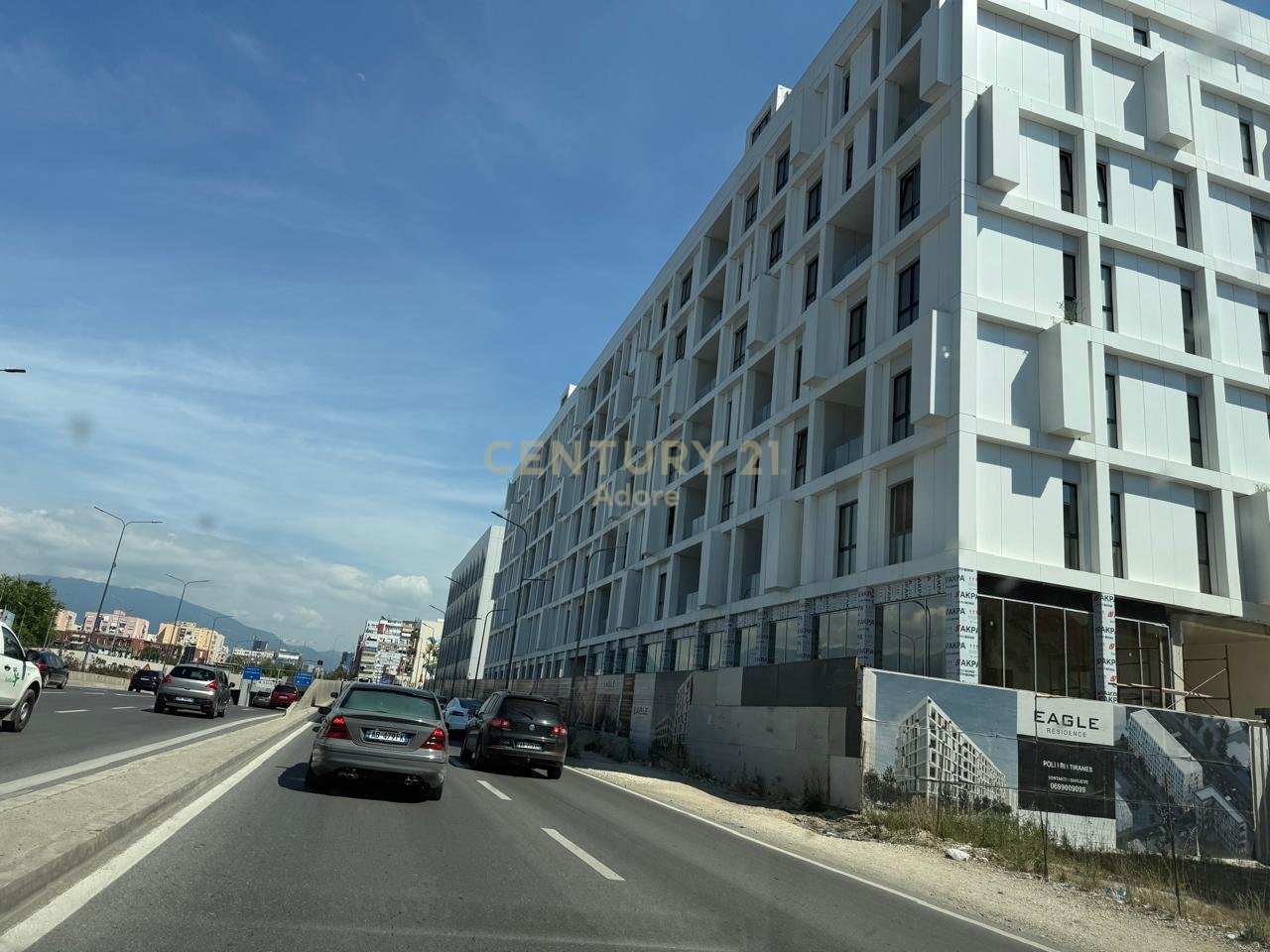 Appartamento 3+1+2, Ideale per Ufficio | Eagle Residence, vicino a Piazza Shqiponja