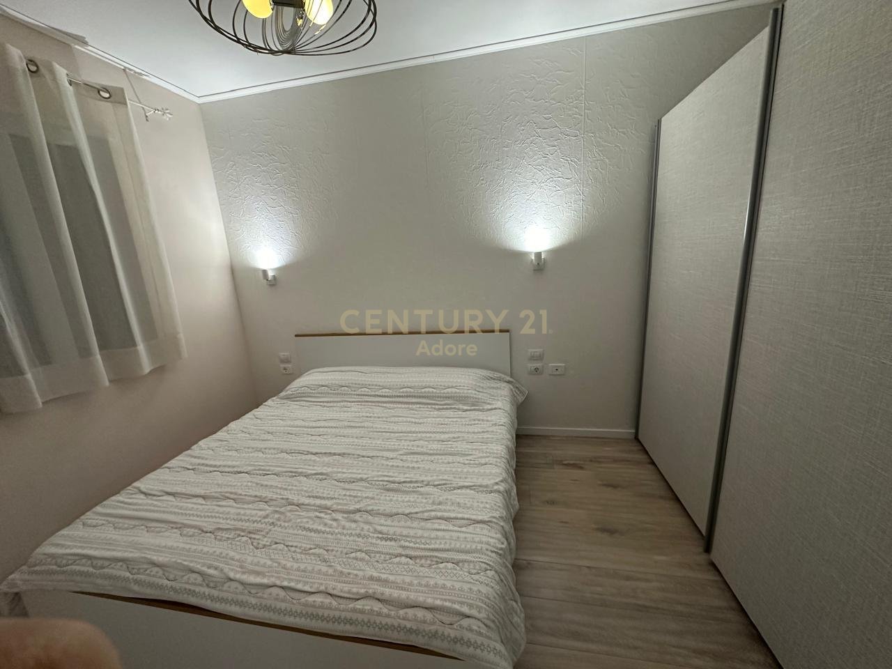 Apartament 1+1 me Oborr privat & 2 Poste Parkimi | Vala Mar, Hamallaj
