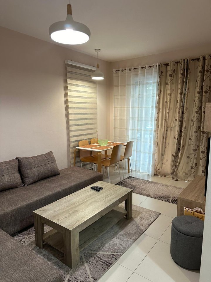 Apartament 1+1 me Oborr privat & 2 Poste Parkimi | Vala Mar, Hamallaj