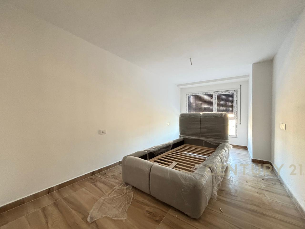 SHITET DUPLEX NE GOLEM! NDERTIM I RI,LOKACION AFER DETIT!