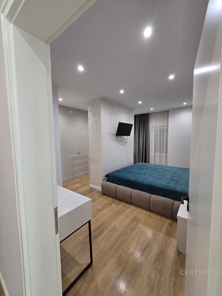 Jepet me qira apartament 2+1 ne Ish Bllok!