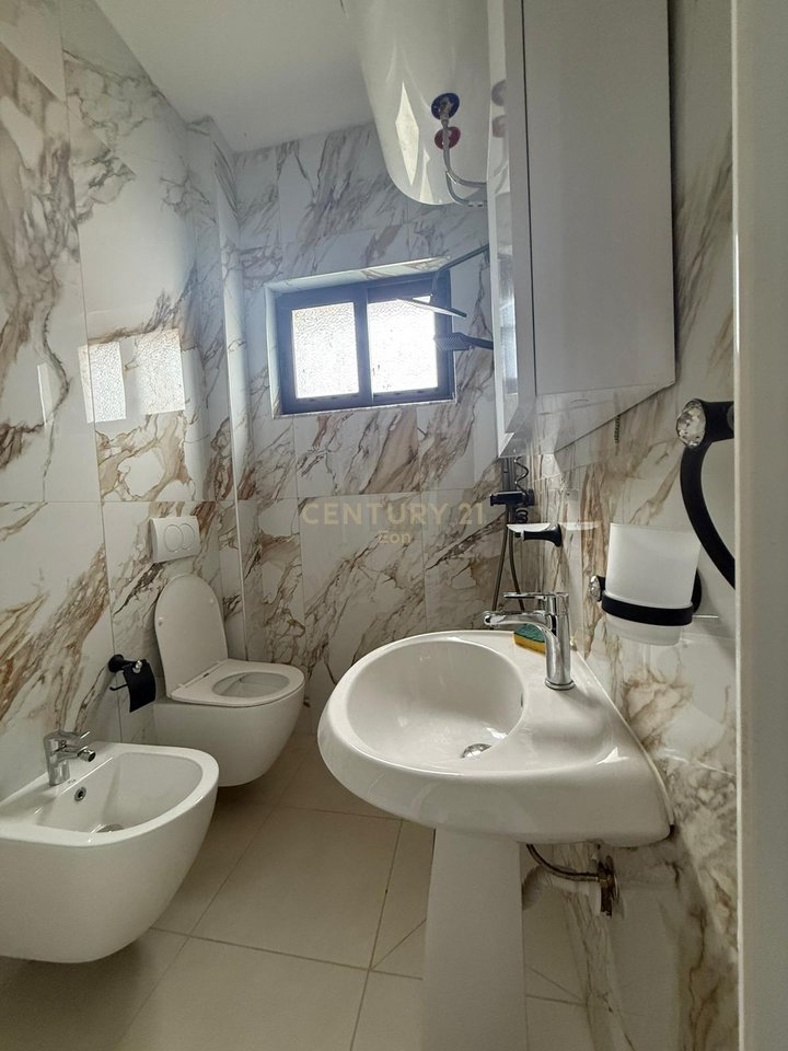 Apartament 1+1 Me Qira në Lagja nr.5, Durrës !