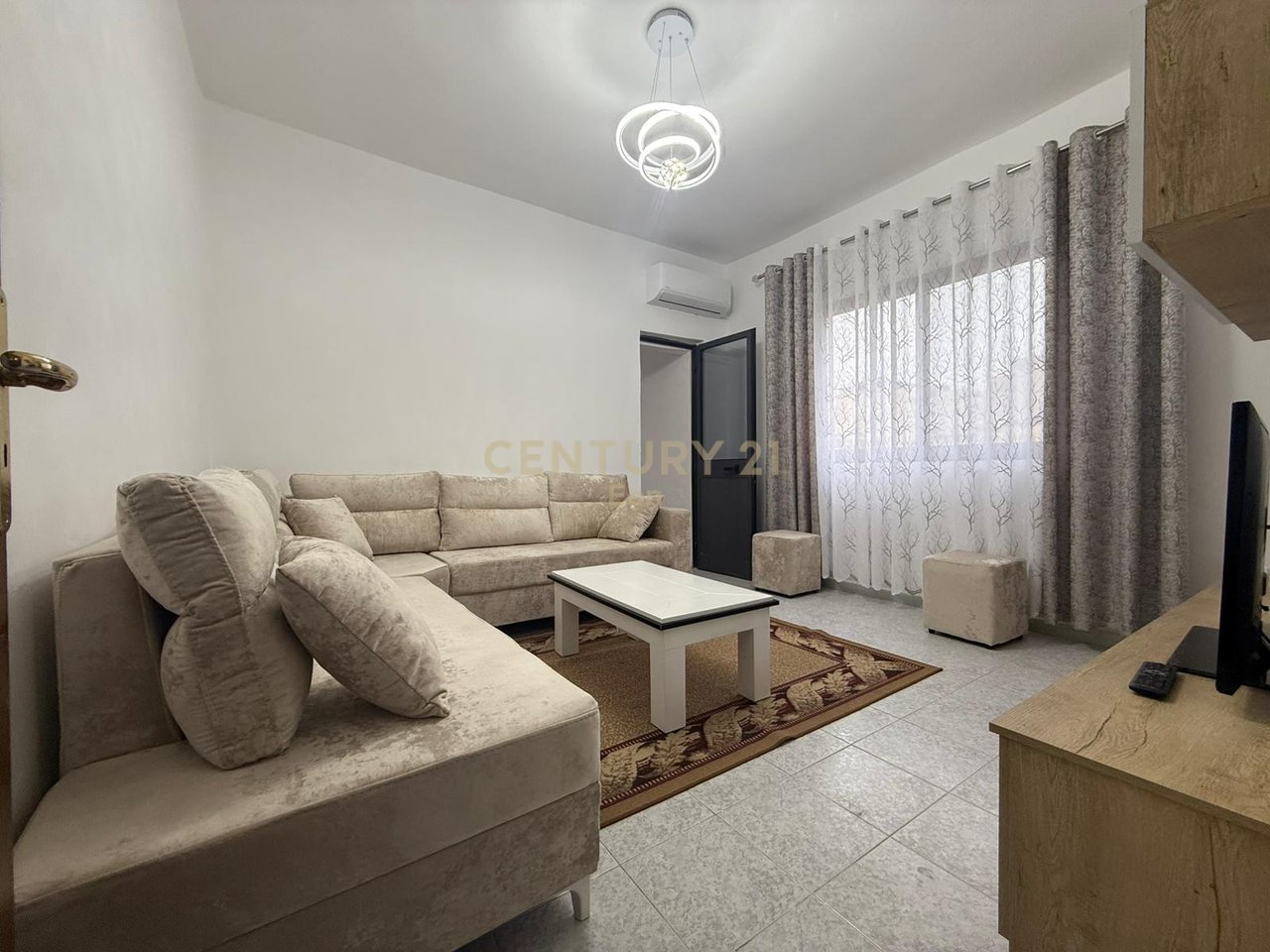 Apartament 1+1 Me Qira në Lagja nr.5, Durrës !