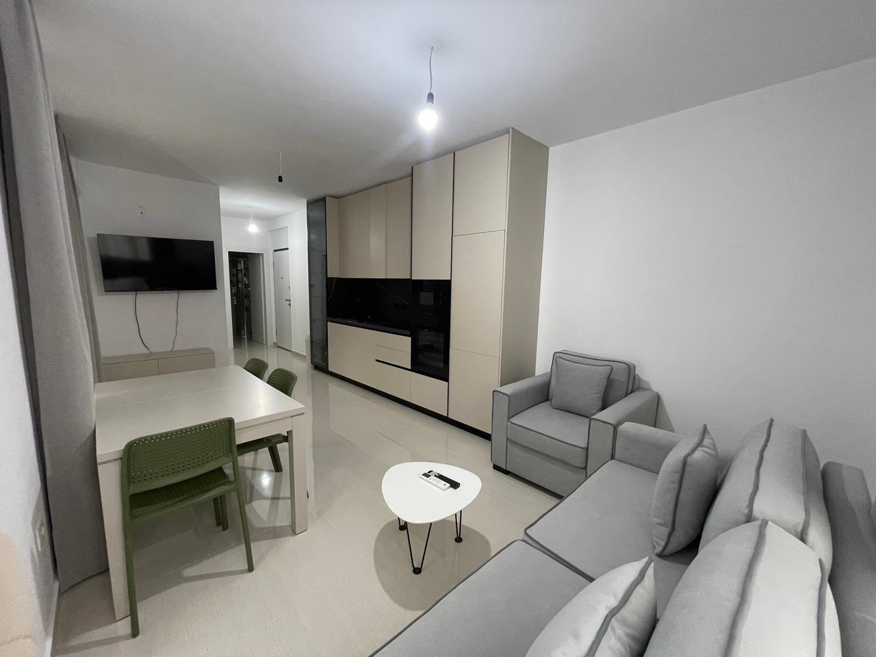 SARANDË, APPARTAMENTO 1+1 IN VENDITA DIETRO L'HOTEL BUTRINT