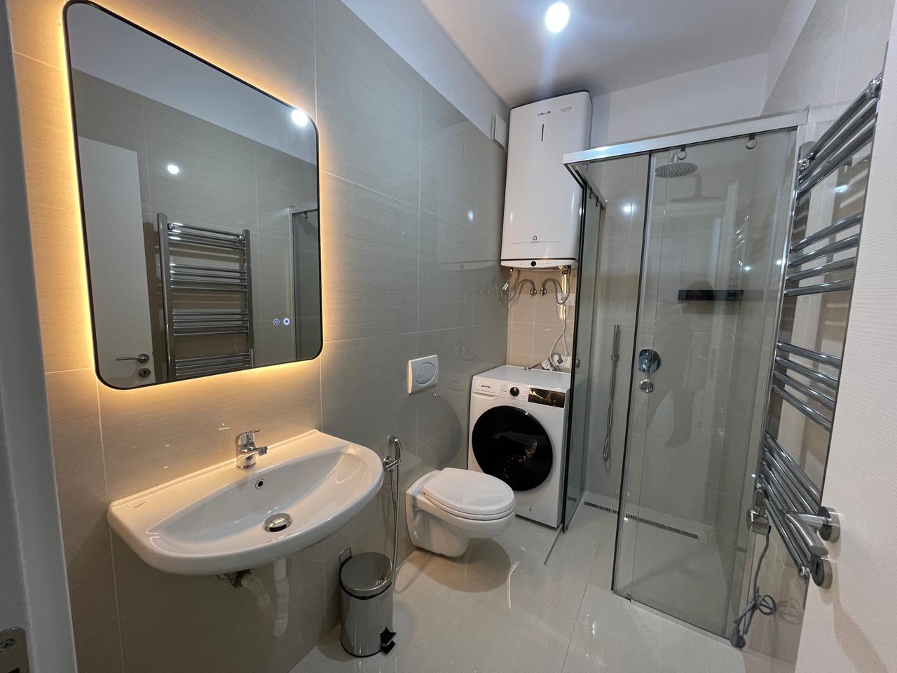 SARANDË, APPARTAMENTO 1+1 IN VENDITA DIETRO L'HOTEL BUTRINT