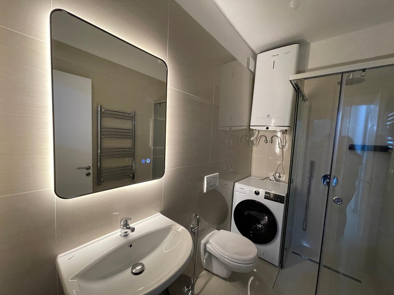 SARANDË, APPARTAMENTO 1+1 IN VENDITA DIETRO L'HOTEL BUTRINT