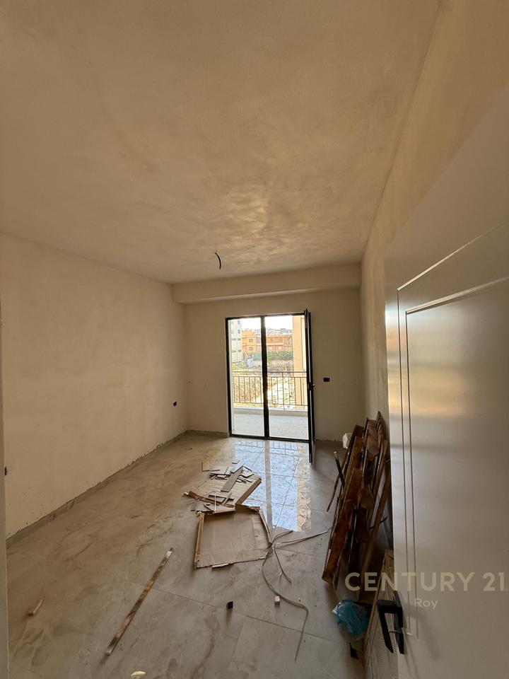 SHITET APARTAMENT 1+1 ME PAMJE PISHINE!GOLEM!