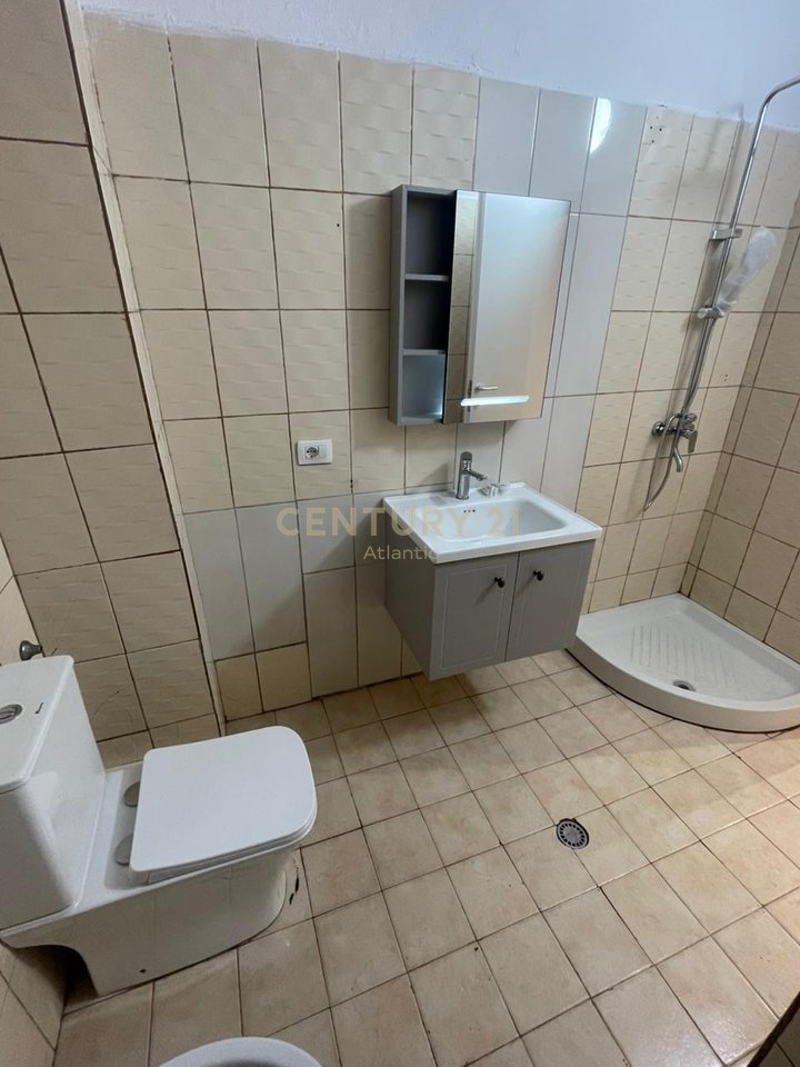 SHITET APARTAMENT 1+1 PLAZH HEKURUDHA !