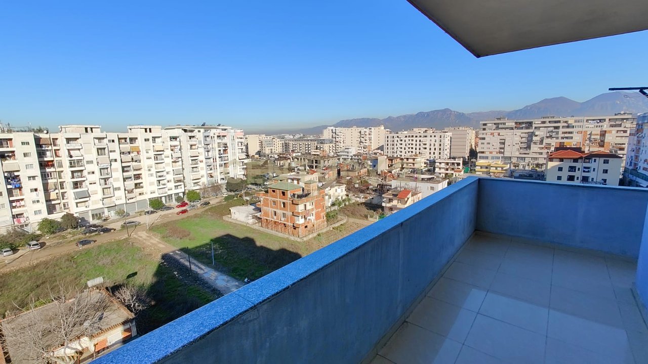 Apartament 2+1+2 për shitje në Zonën e Astirit, Tiranë