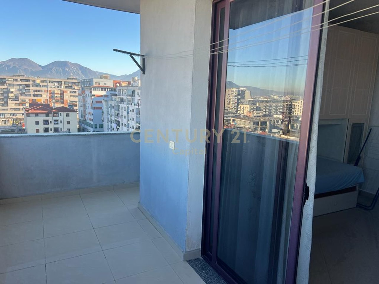 Apartament 2+1+2 për shitje në Zonën e Astirit, Tiranë