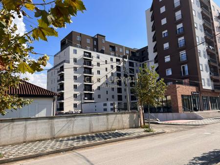 JEPET ME QIRA APARTAMENT  1+1  NE QENDER KAMEZ !