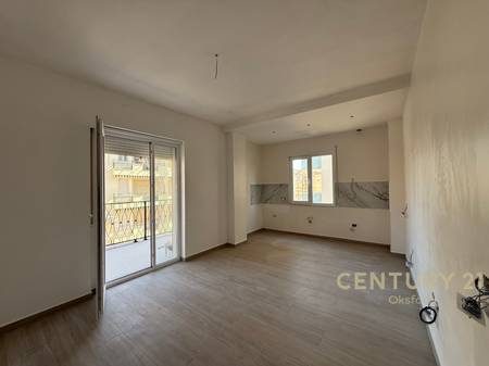 EKSLUZIVE!!!SHESIM APARTAMENT 1+1,TEK MALI I ROBIT NE GOLEM!