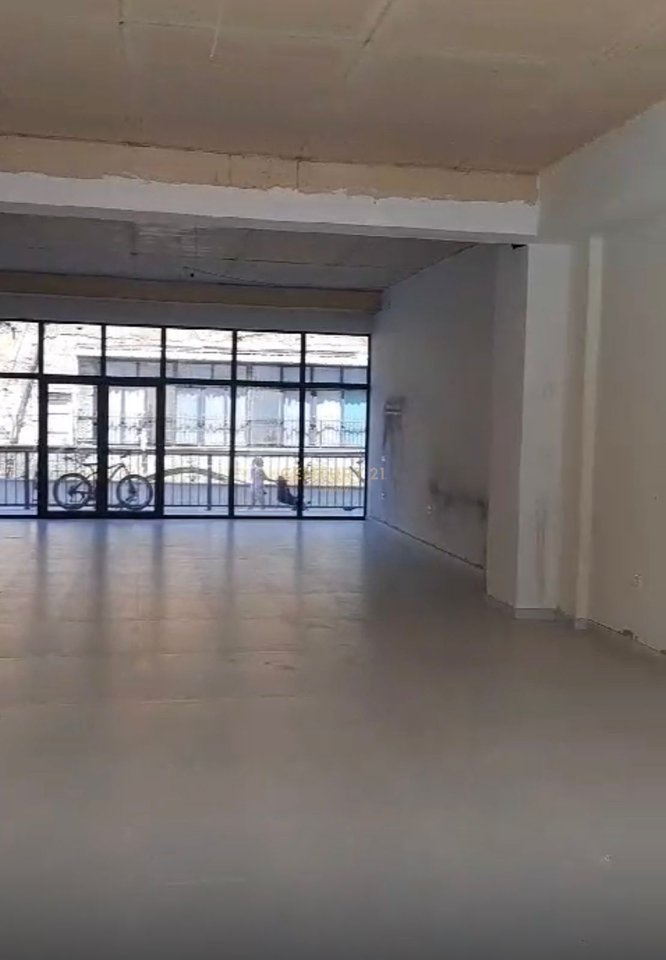 📢 Jepet Ambient Biznesi për Shitje ose Qira – Tregu Ushqimor
