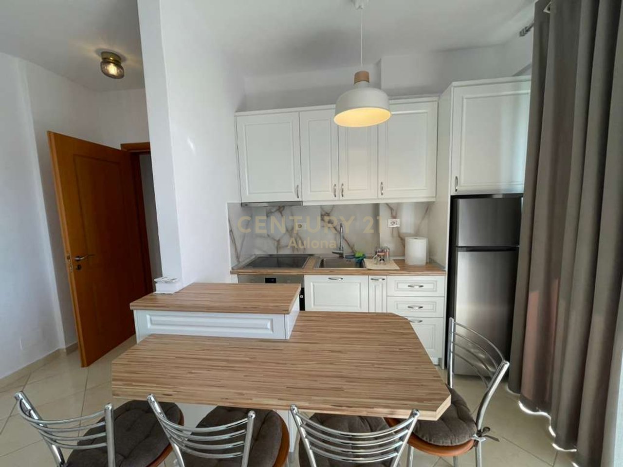 Appartamento 2+1+2 con vista mare in affitto