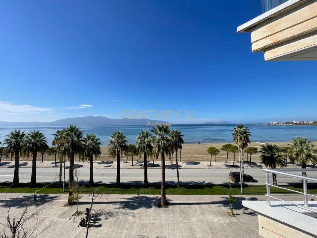 Appartamento 2+1+2 con vista mare in affitto