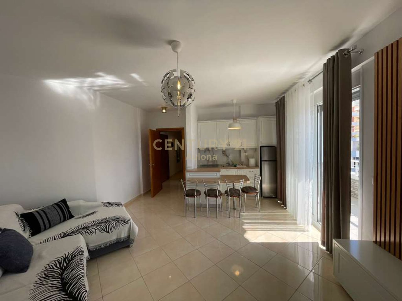 Appartamento 2+1+2 con vista mare in affitto
