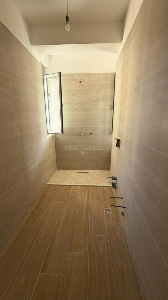 APARTAMENT 1+1 PER SHITJE NE GOLEM !