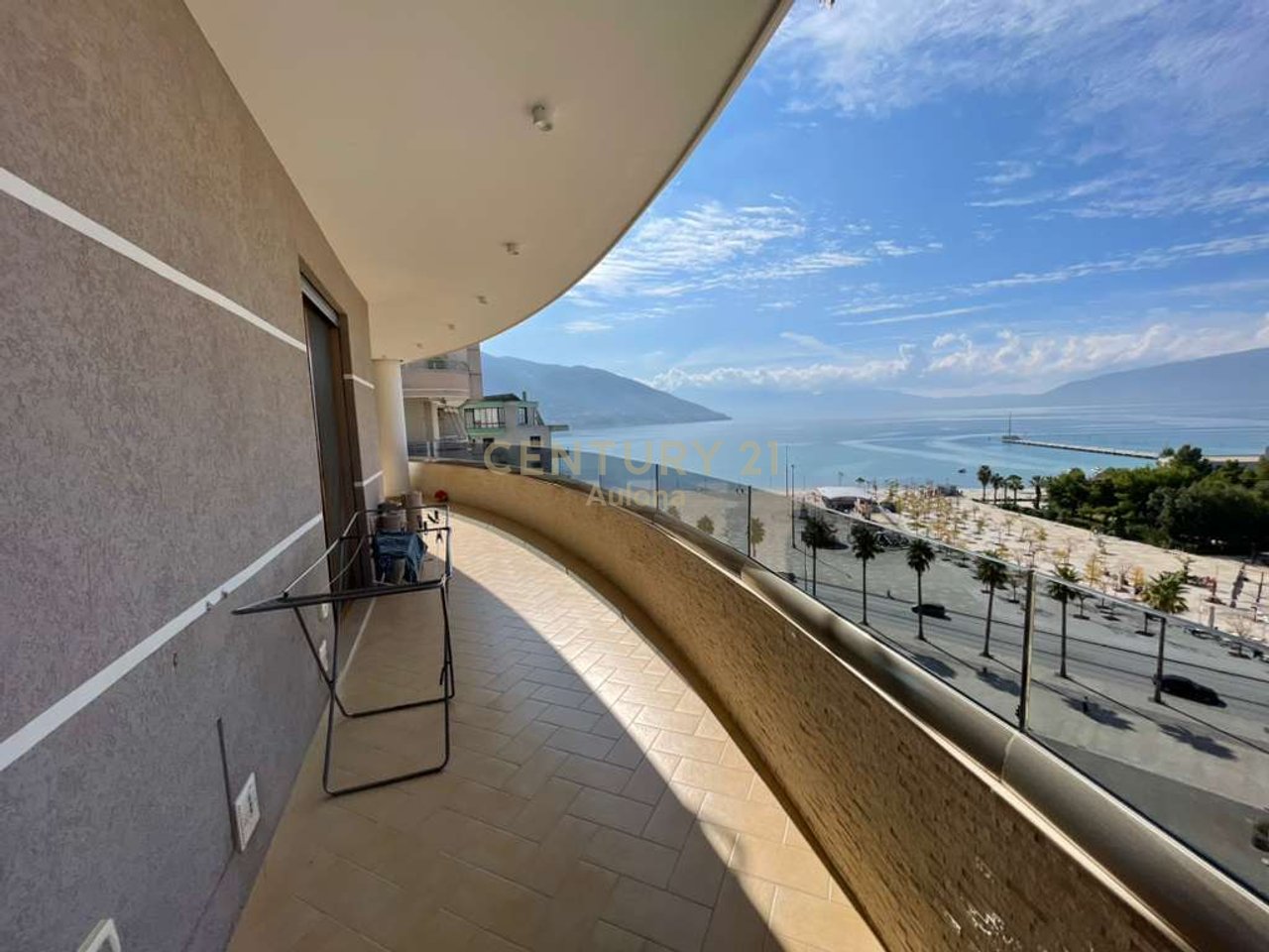 APARTMENT 1+1 WITH SEA VIEW
