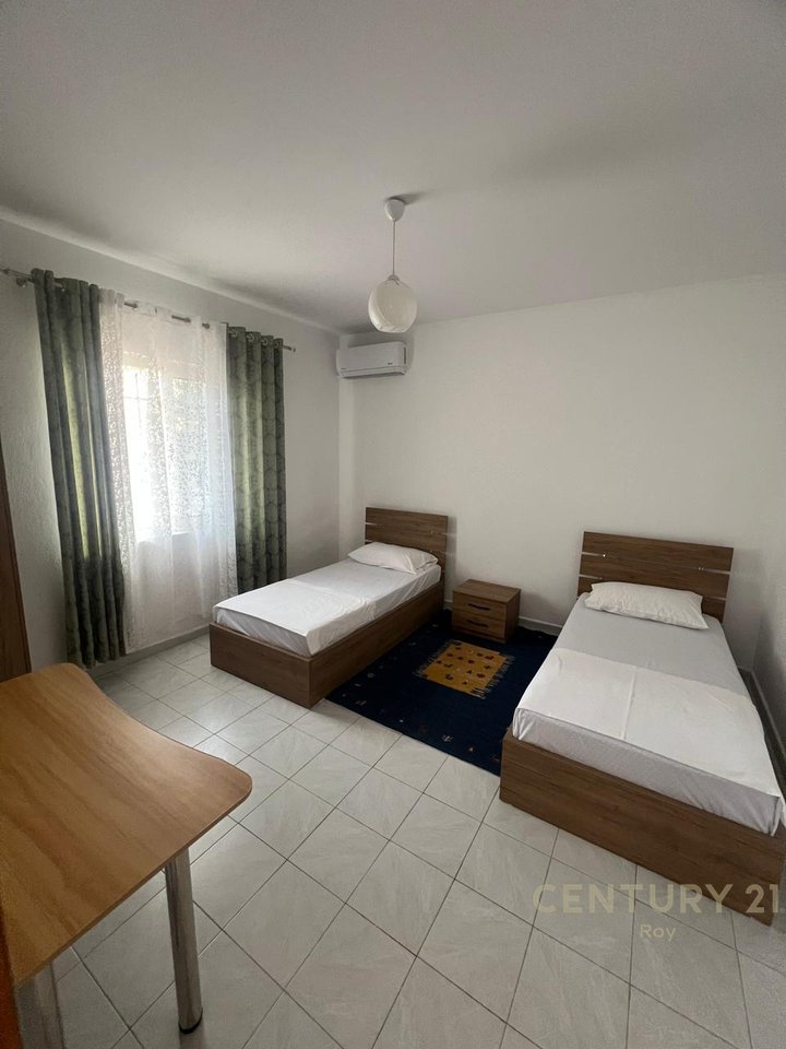 JEPET ME QIRA KATI I PARE I NJE SHTEPIE PRIVATE!!!