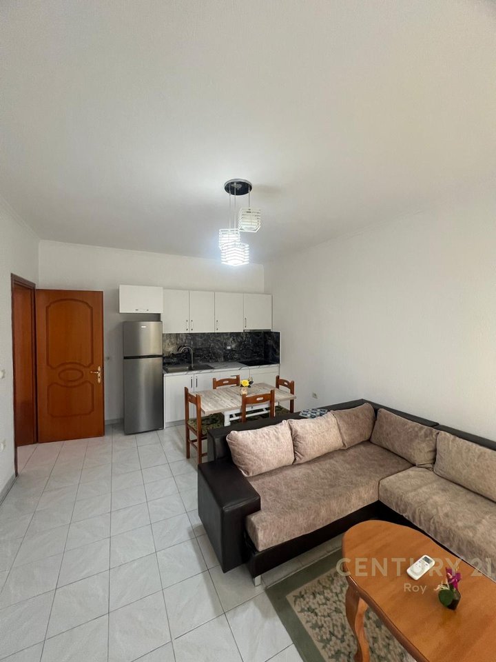 JEPET ME QIRA KATI I PARE I NJE SHTEPIE PRIVATE!!!