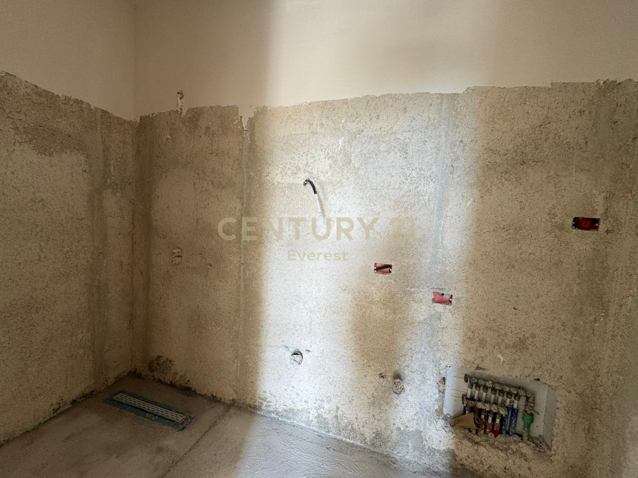 UJI I FTOHTE, APARTMENT FOR SALE 3+1+2