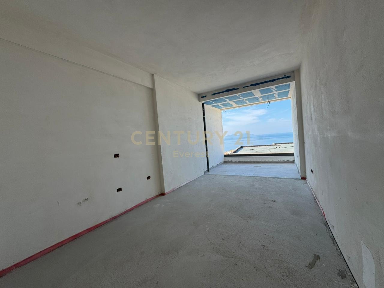UJI I FTOHTE, APARTMENT FOR SALE 3+1+2