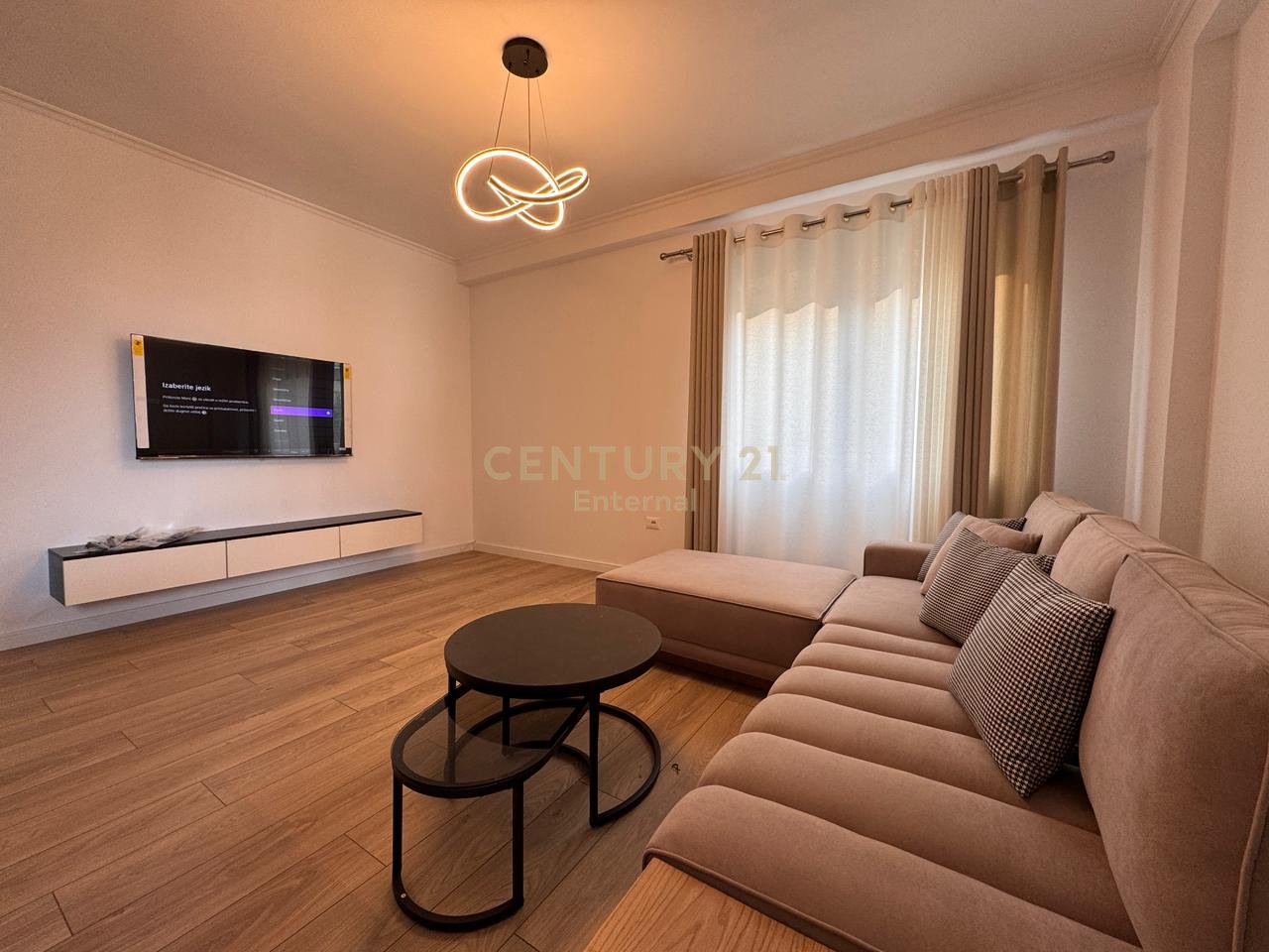 Apartament 2+1 per qira ne hyrje te rezidences 'Kodres se Diellit'