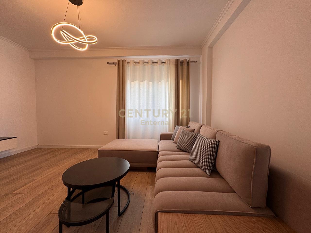 Apartament 2+1 per qira ne hyrje te rezidences 'Kodres se Diellit'