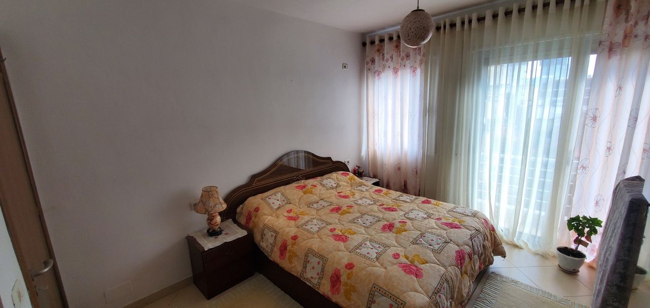 Apartament 2+1 Me Qira në Rrugen Haxhi Dalliu ,Prane Prokurorise Tiranes