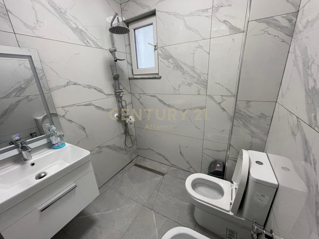 Apartament 1+1 me qira ne Plazh Rrota Kuqe, Durres!