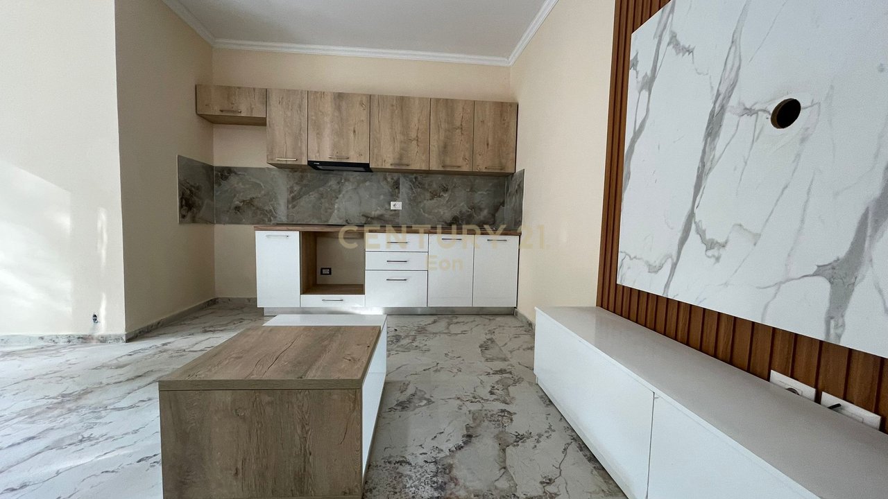 APARTMENT 1+1 FOR SALE AT SHKEMBI I KAVAJES, DURRES!