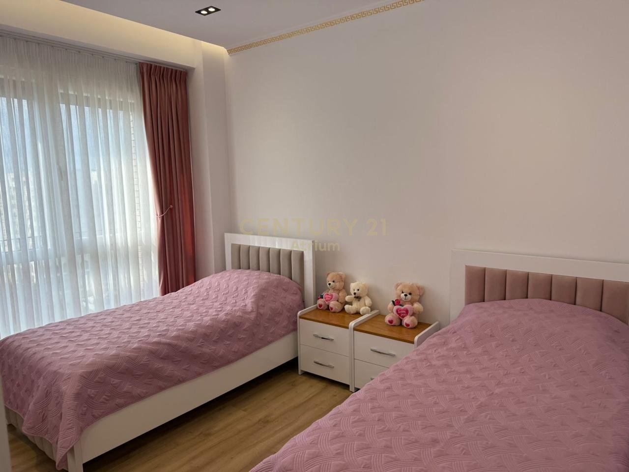 JEPET ME QIRA APARTAMENT 2+1+2+2 VERANDA+POST PARKIMI TEK GRAND PARK RESIDENCE ,ISH FUSHA AVIACIONIT!