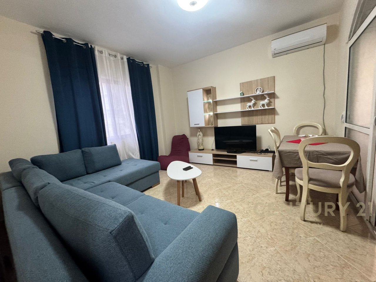 JAPIM ME QIRA APARTAMENT 1+1 NE PLAZH ILIRIA, DURRES!