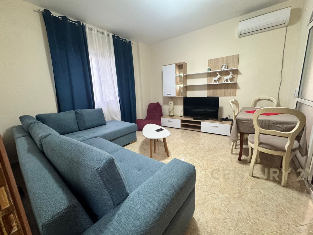 JAPIM ME QIRA APARTAMENT 1+1 NE PLAZH ILIRIA, DURRES!